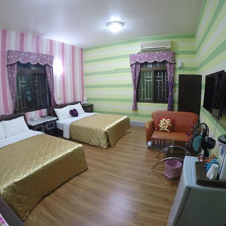 Reny Lake Warm Hostel Fanlu ภายนอก รูปภาพ